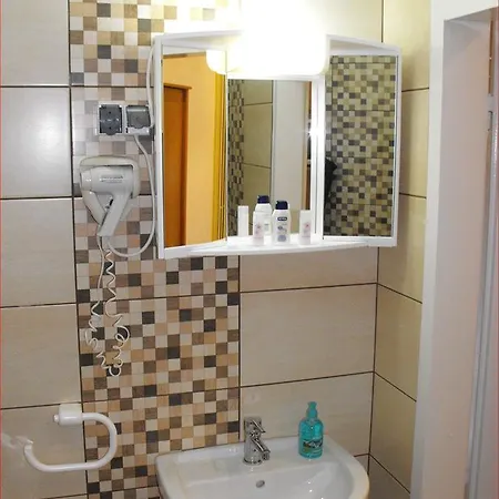 Centrum Studio&apartman * Tolna