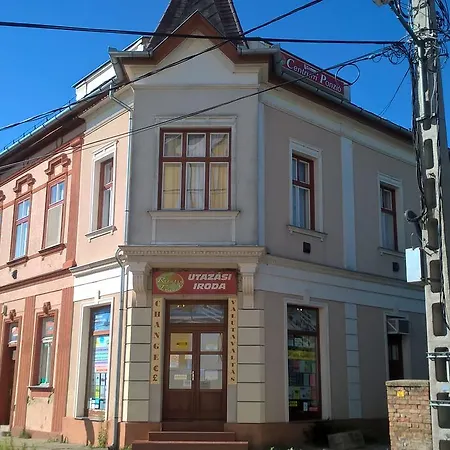 Centrum Studio&apartman Apartment Tolna